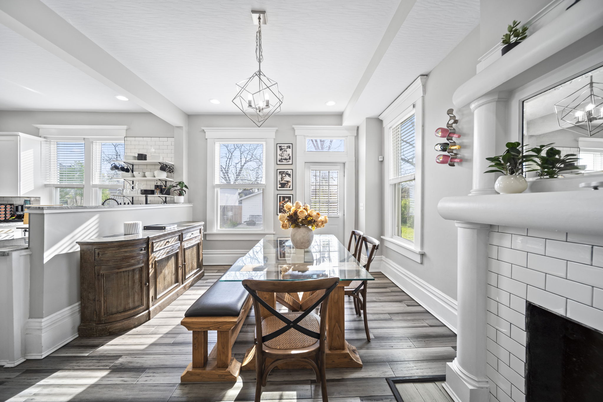 Dining room and kitchen at The Oakwood Retreat