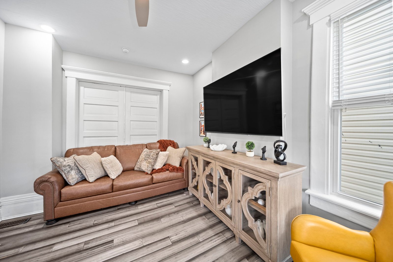 Comfortable living room at The Oakwood Retreat